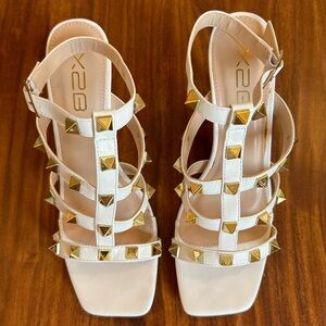 NIB Rockstud Strappy White Heels, by X2B.  Size 8